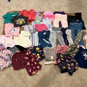 2T girls clothing (38 items)